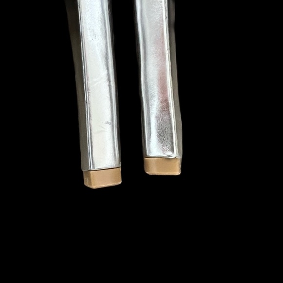 BCBG Max Azria Metallic Silver 4" Heels - Size 6 1/2 - Picture 16 of 16